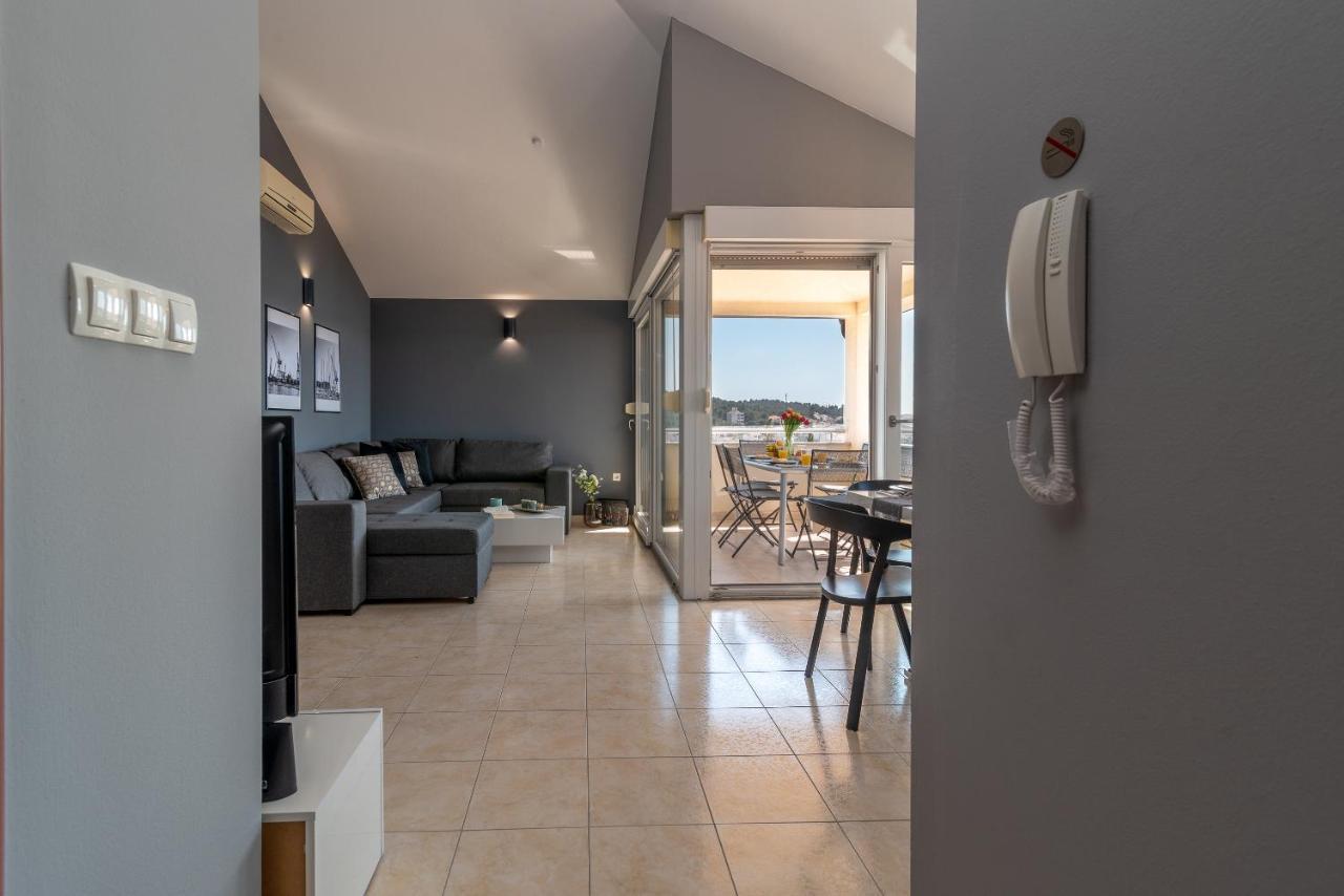 No. 8 Apartman